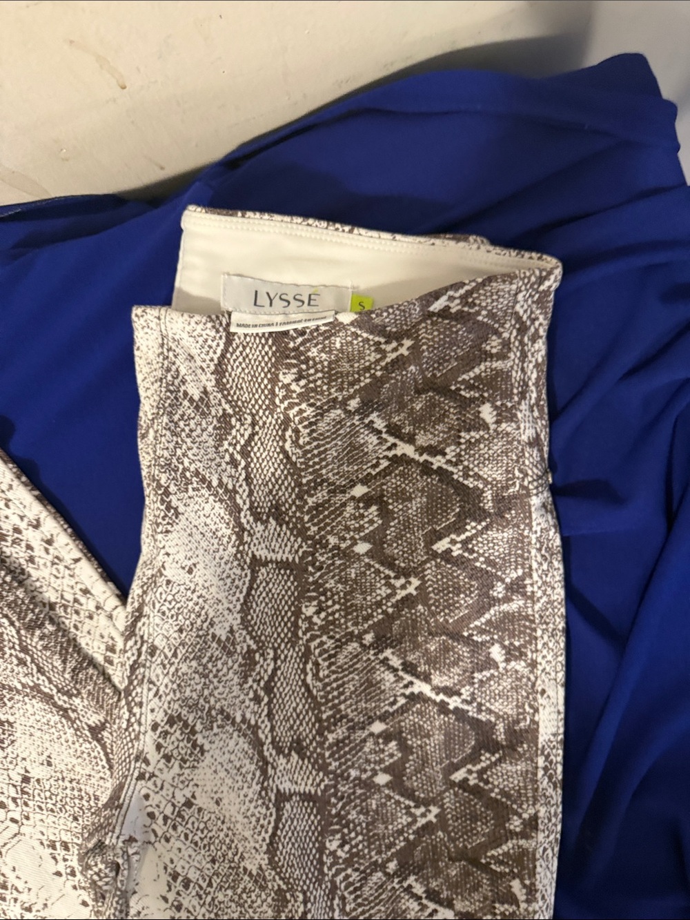 Lysse Neutral Snake Print Leggings
